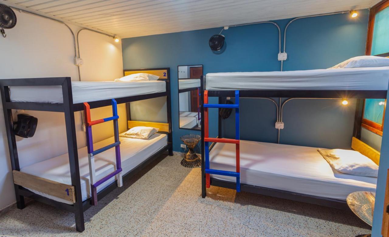 Tambo Hostel Летисия Екстериор снимка