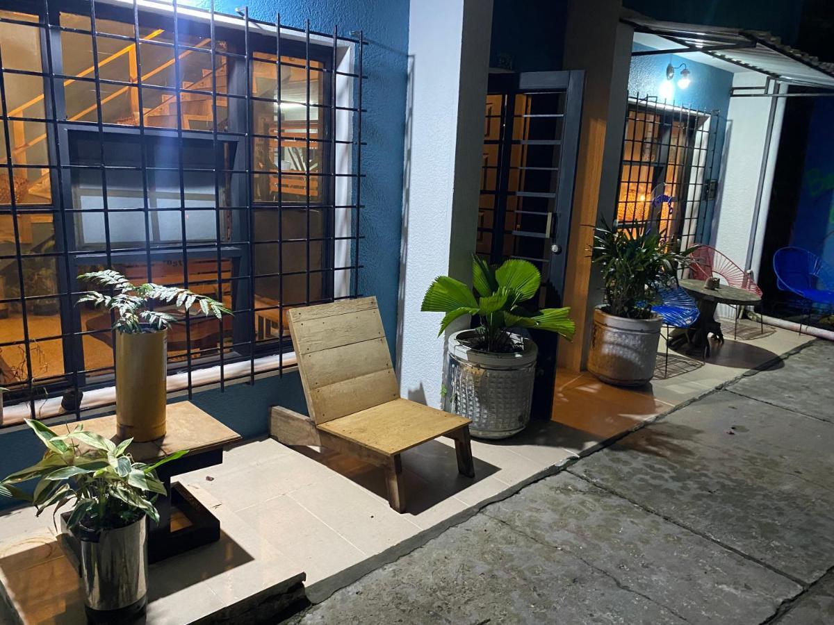 Tambo Hostel Летисия Екстериор снимка